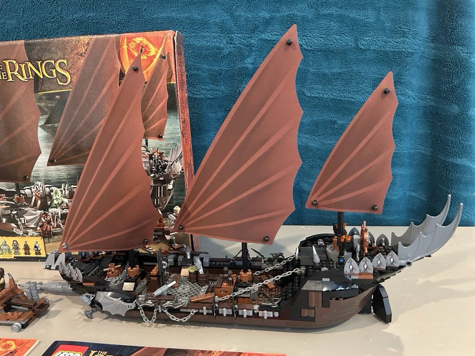 Lego The Lord of the Rings 79008 Pirate Ship Ambush - Image 4 of 4