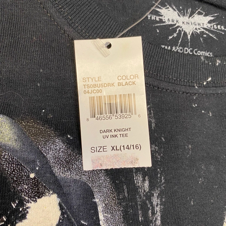 Детская футболка Dark Knight Rises с УФ-чернилами XL 14 16 черная DC Comics Batman новая с ценниками - Изображение 3 из 4