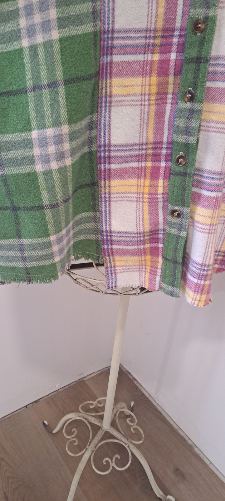 Easel Patchwork Plaid Flannel Cottagecore Button-… - image 10