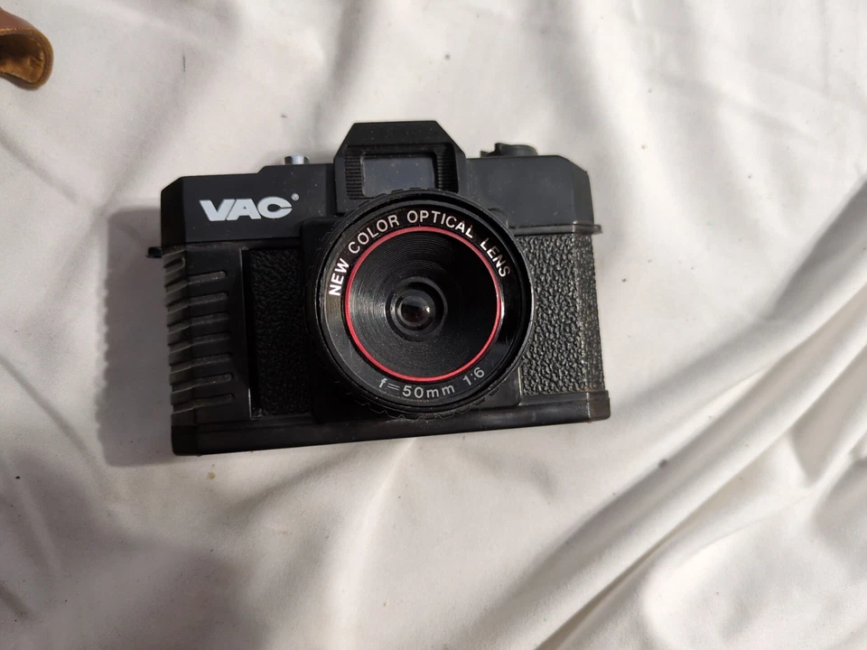 3 Canon Flash Cubes, Takumar Lens, VAC Camera With 50 mm Lens - Image 2 of 4