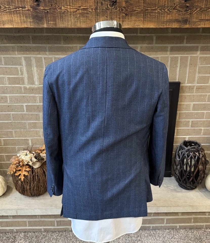 Paul Stuart mens 38S blue stripe 100% wool 2-button suit w/ trousers EUC - Image 4 of 4