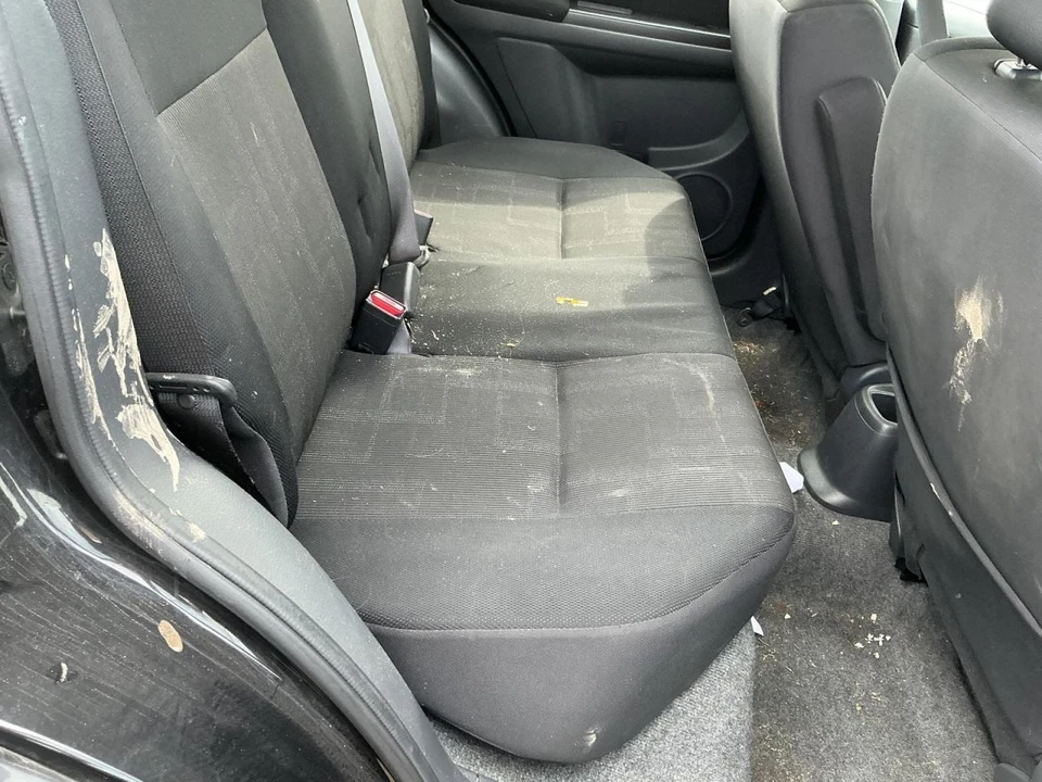 SX4  Fits 10-13 Rear Seat 60/40 Split Bench Hatchback Black Cloth 844639 Foto 2 de 4