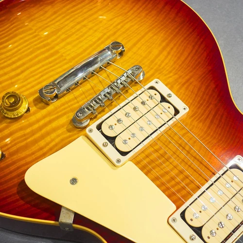 Gibson Custom Shop 1959 Les Paul Standard R-Top Vintage Gloss Washed Cherry Fade