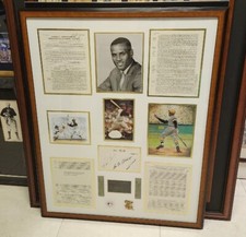 Roberto Clemente Signed Cut Framed Montage HOF Pittsburgh Pirates