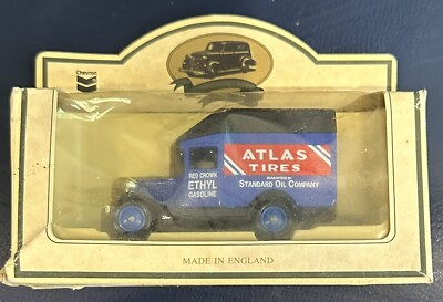 ATLAS TIRES TRUCK CHEVRON DIE CAST LLEDO STANDARD OIL COMPANY MADE IN ENGLAND