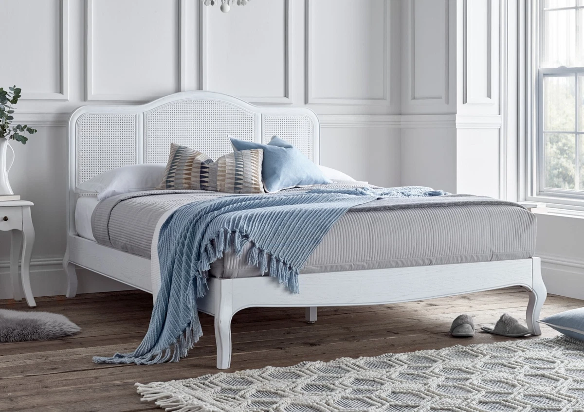 Rattan king 2024 platform bed