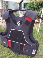 Sicherheitsweste zum Schutz von Wirbeln und Rippen beim Springreiten Größe S