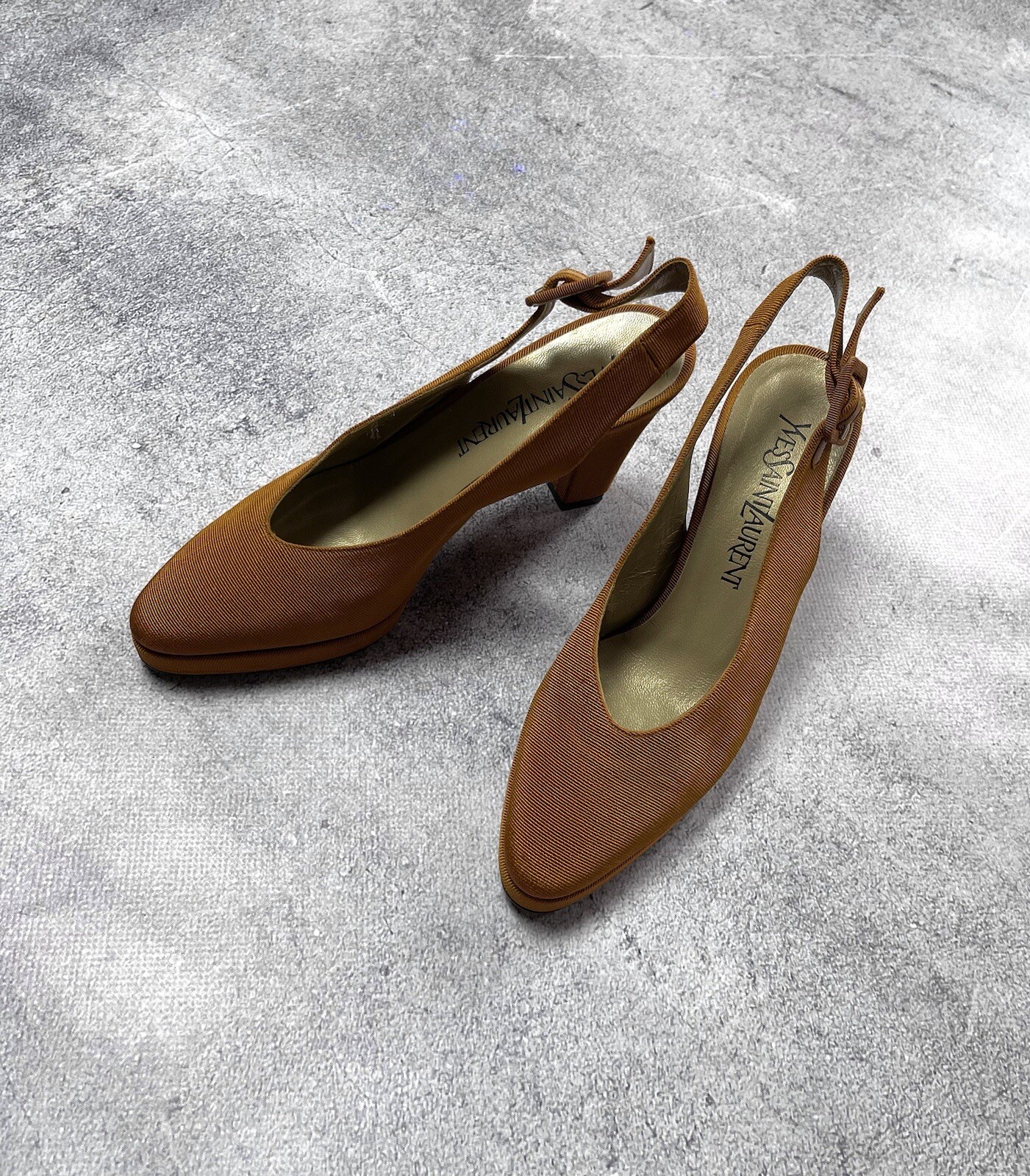 Sandali vintage Yves Saint Laurent YSL tacchi taglia EU 36