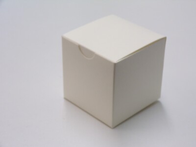 Quadratischer Würfel Hochzeit Gefallen Boxen - Farbe wählen - Menge wählen