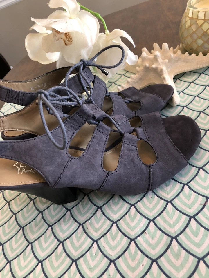 Sandalia Franco Sarto A-Talia para mujer mini tacón de cuña con cordones gris 9 gladiador nueva Foto 3 de 4