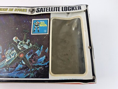Vintage Mattel 1967 Major Matt Mason Satellite Locker Case Man In