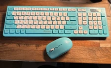 RECCAZR Wireless Full Size Keyboard and Mouse Combo  In Tiffany Blue