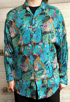 Tom John: Vintage Crossover Line Shirt; LGB design; Dallas; 1980's-90's; EX