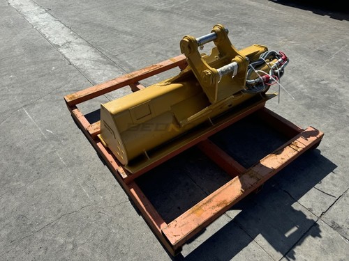 48” Excavator Tilt Ditch Cleaning Bucket fits CAT 303.5CDE 303CE 304DE Excavator - Picture 4 of 8