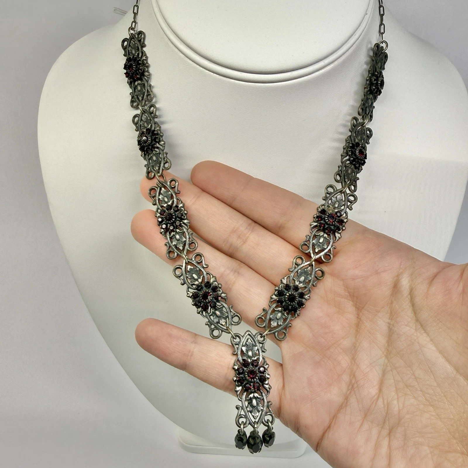 Elegant Floral Faceted Crystals Y-Drop Silver Tone Vintage Necklace Jewelry N740