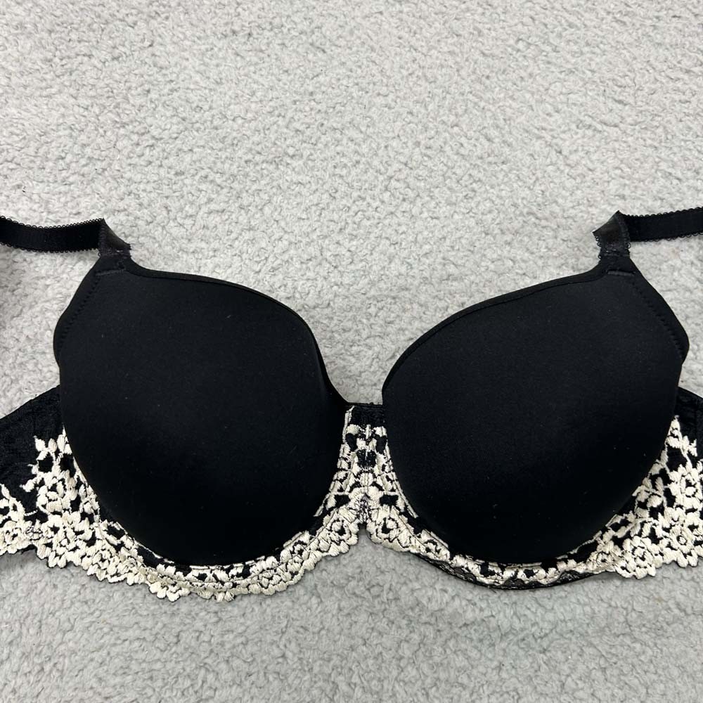 Wacoal Bra 32DDD T-Shirt Bra 853191 Embrace Lace Floral Trim