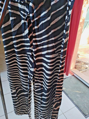 Damen Sommerpaket Gr. 50, XXL: Hemden Hosen T-Shirts Neu