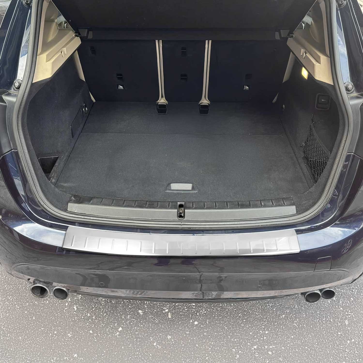 Seuil de coffre pour BMW Série 2 Active Tourer F45 protégeant le pare-chocs des bagages