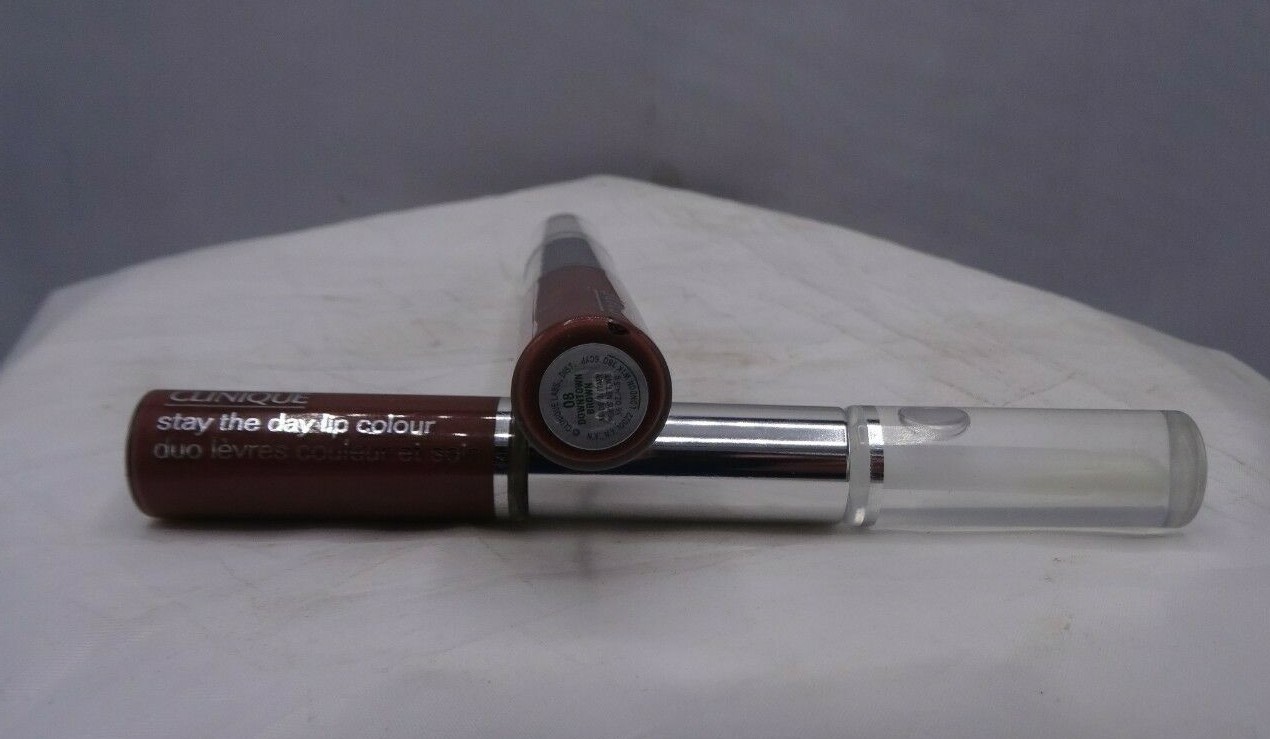 ЦВЕТ ДЛЯ ГУБ CLINIQUE STAY THE DAY - 08 DOWNTOWN BROWN БЕЗ УПАКОВКИ 3390₽