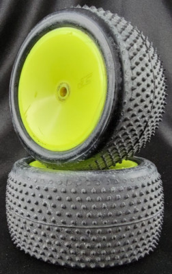 Jr. Shumacher MiniPin Rear Tires Yellow Rim 12mm Hex