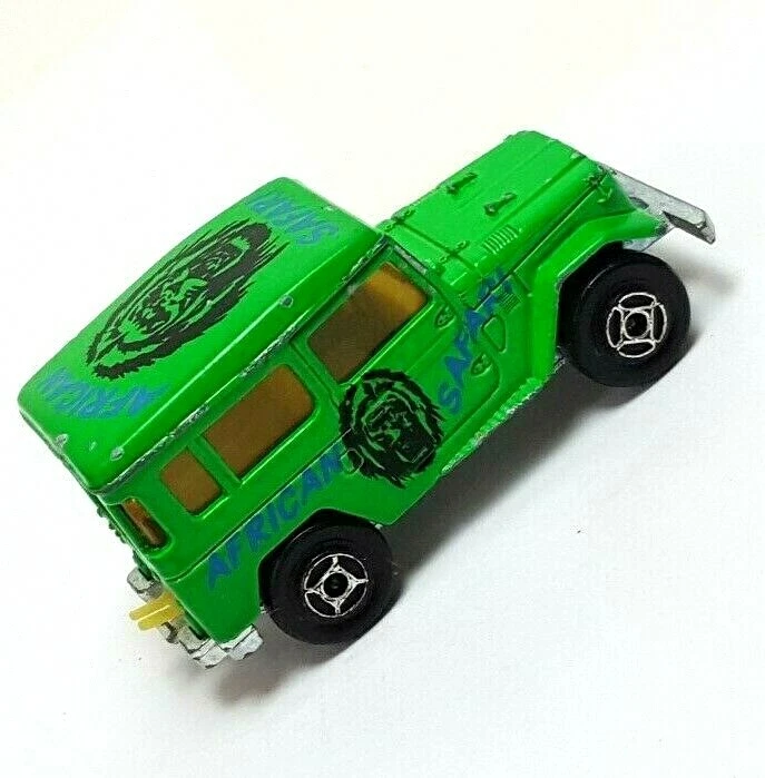 Majorette 4X4 Toyota African Safari lion 1 53 green France 277