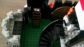 LEGO Castle: Majisto's Tower (1906) Complete W Minifigures  No Instructions