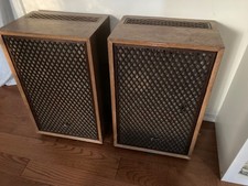 Pair of VINTAGE Sansui SP-3200A Floor Speaker...