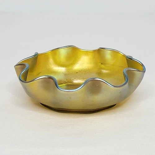 Antique Louis Comfort Tiffany LCT Gold Favrile Glass Bowl Dish Scallop Edge