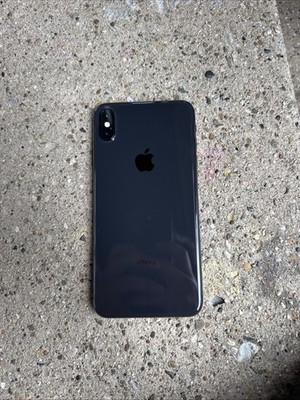 Iphone Xs max Unlocked