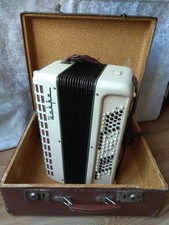 RARe SOVIET USSR VINTAGE Accordion ISKRA Musical Instrument Retro Spark bayan