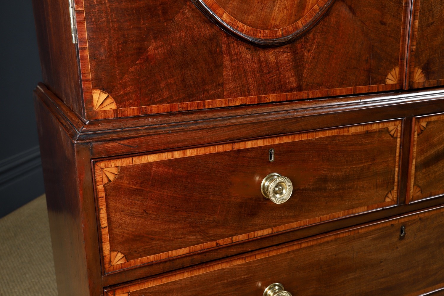 Antique English Georgian Federal Mahogany Linen Press Wardrobe Armoire  (c.1780)