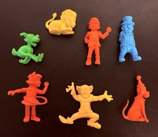 1983 Bozo the Clown set of 7 rubbery Figures - VG
