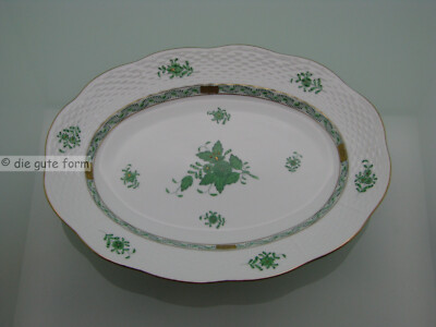 HEREND Hungary - - Apponyi grün - PLATTE SERVIERPLATTE 31,5 x 23,5 cm 118 AV - -