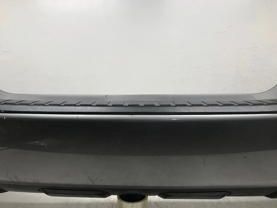 Cubierta de parachoques trasero gris Nissan Rogue Select SL SV S 2014 2015 85022-JM04H OEM Foto 3 de 4