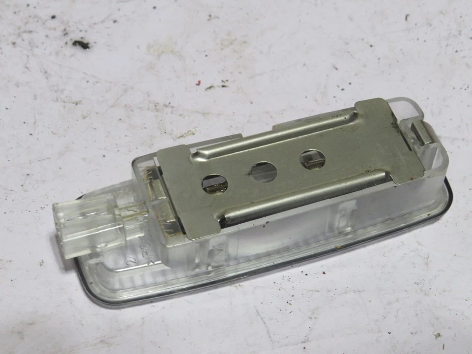 07 AUDI A4 QUATTRO PARASOL LUZ CORTESÍA Foto 3 de 4