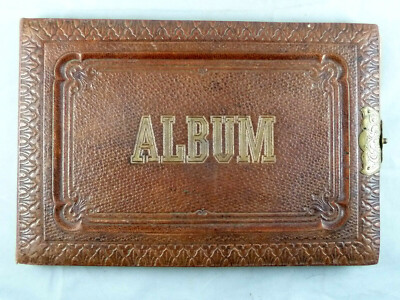 Album amicorum  / Poesiealbum, geprägter Leder-Einband 1880-1908