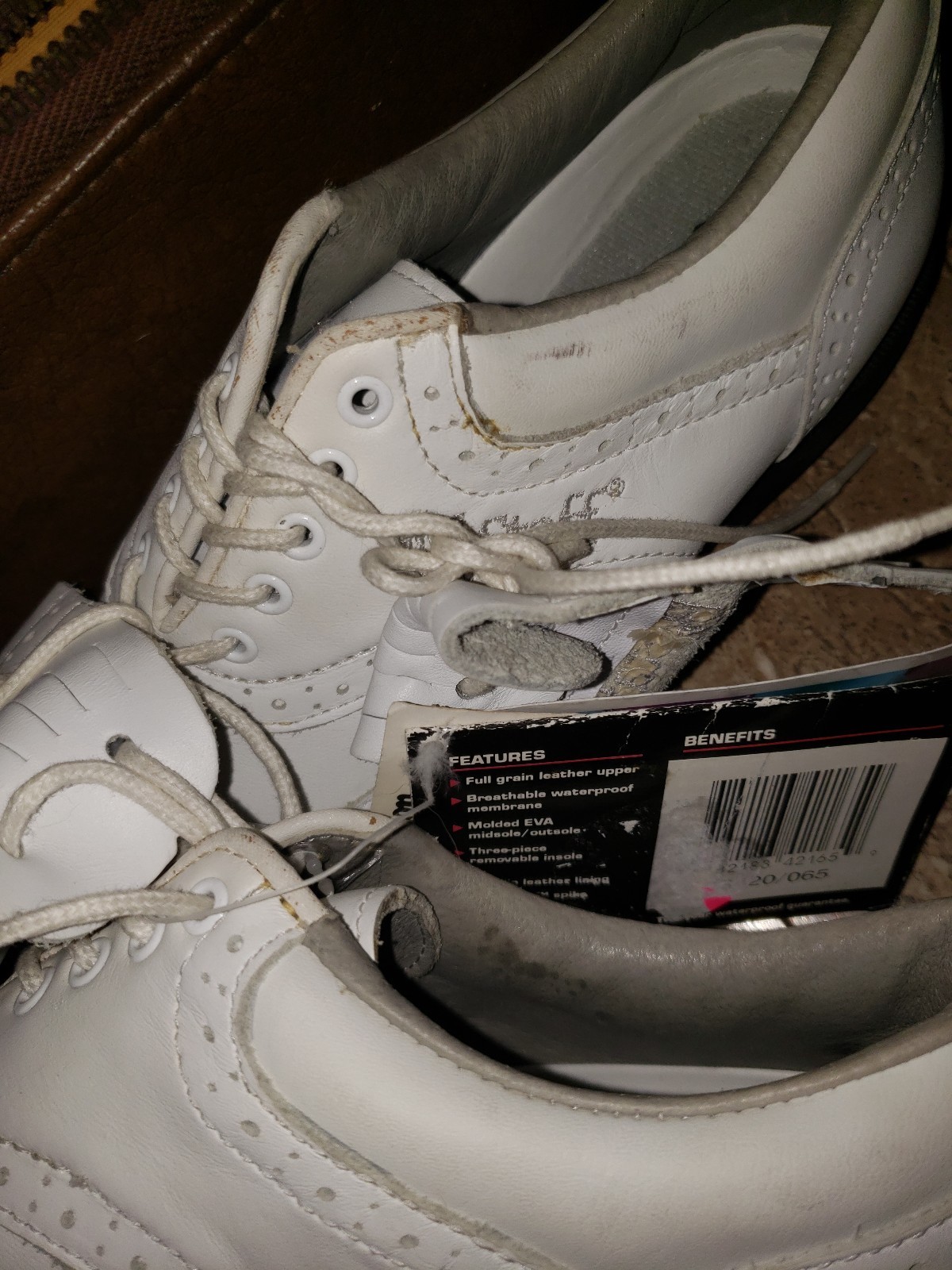 Gs420 Golf Shoes 6 1/2 wilson staff vintage white 