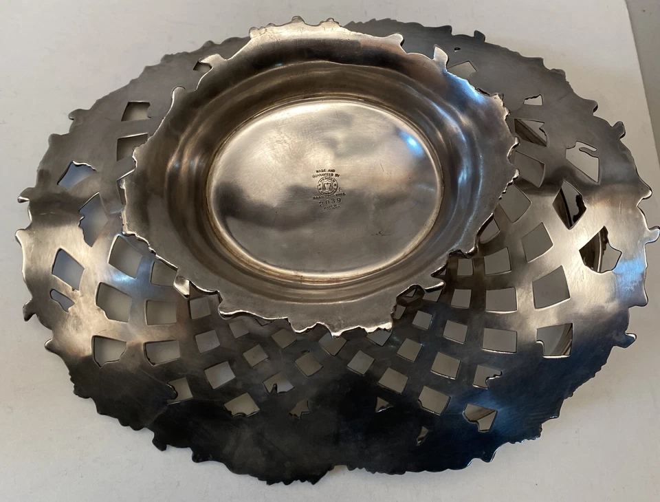 Cesta de novia de celosía plateada vintage Meriden Rogers Bros 2039 Foto 4 de 4