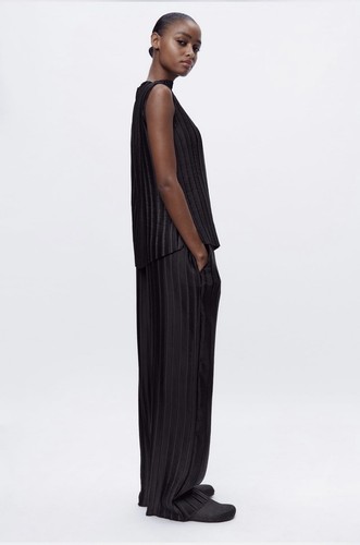 LARGE ZARA BLACK PLEATED TROUSERS OVERSIZE TROUSER ONLY - Picture 8 of 24