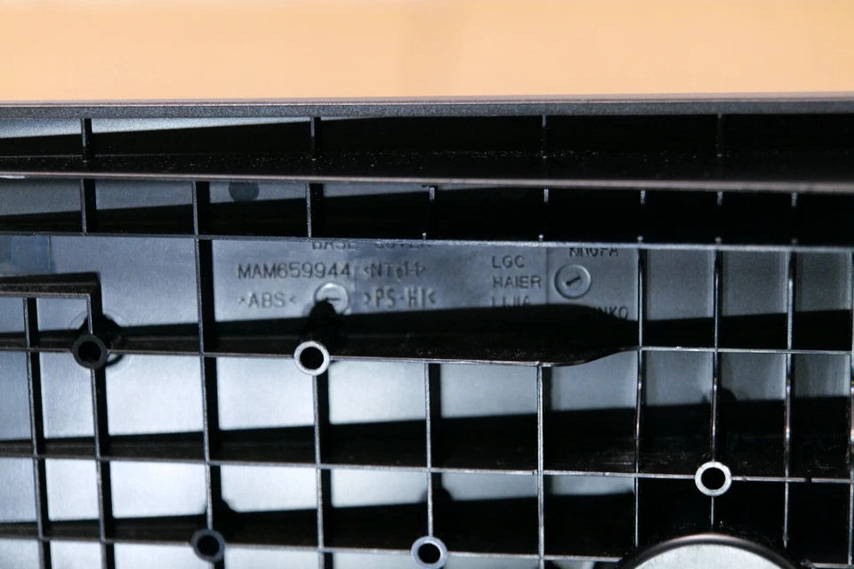 LG MONITOR 27MP41D-B STAND WITH ATTACHMENT SCREWS - Image 3 of 4