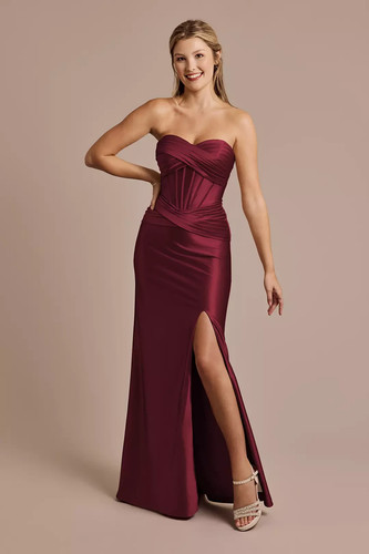 Davids Bridal Galina Signature Sculpting Satin Bridesmaid Dress Wine Size 6
