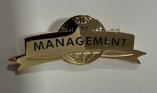 Rare broche disney Management cast member disneyland Paris 