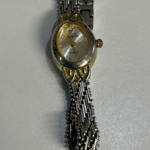 Reloj de cuarzo vintage Vanity Fair para mujer tono dorado plateado necesita batería nueva raro - Imagen 5 de 9