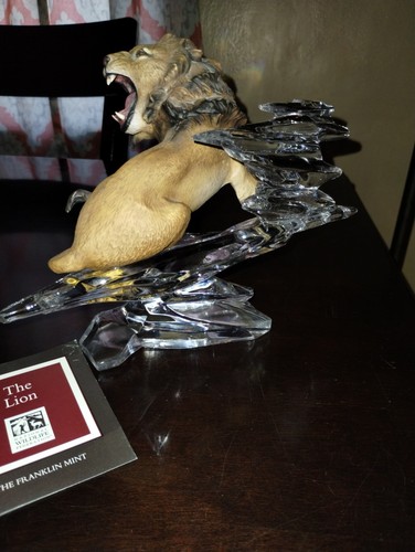FRANKLIN MINT THE LION Porcelain Figurine Crystal Sculpture RARE - Picture 3 of 9