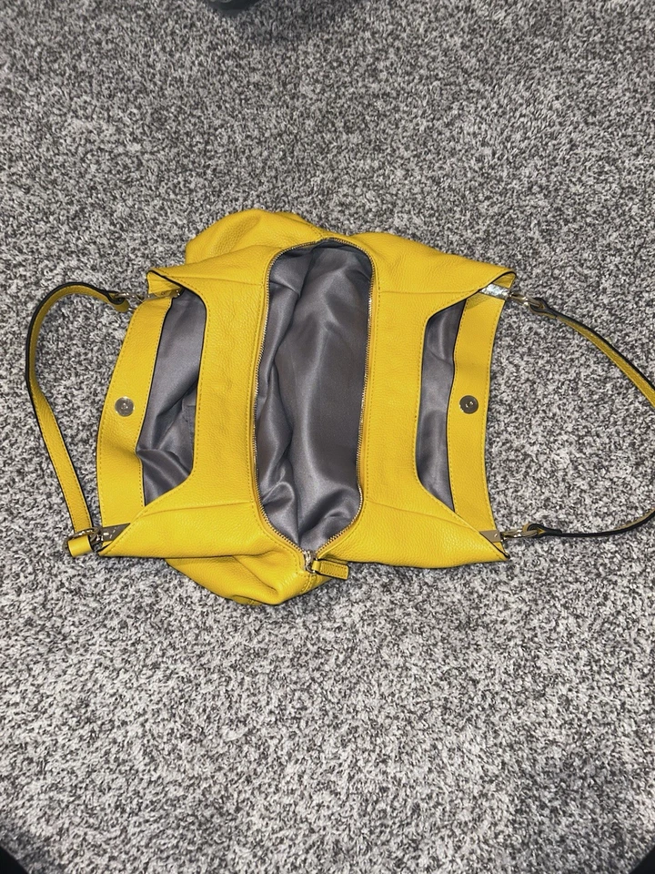 Vince Camuto Rhys Amarillo Hobo Cuero Guijarro Bolso de Hombro Cartera  Foto 3 de 4