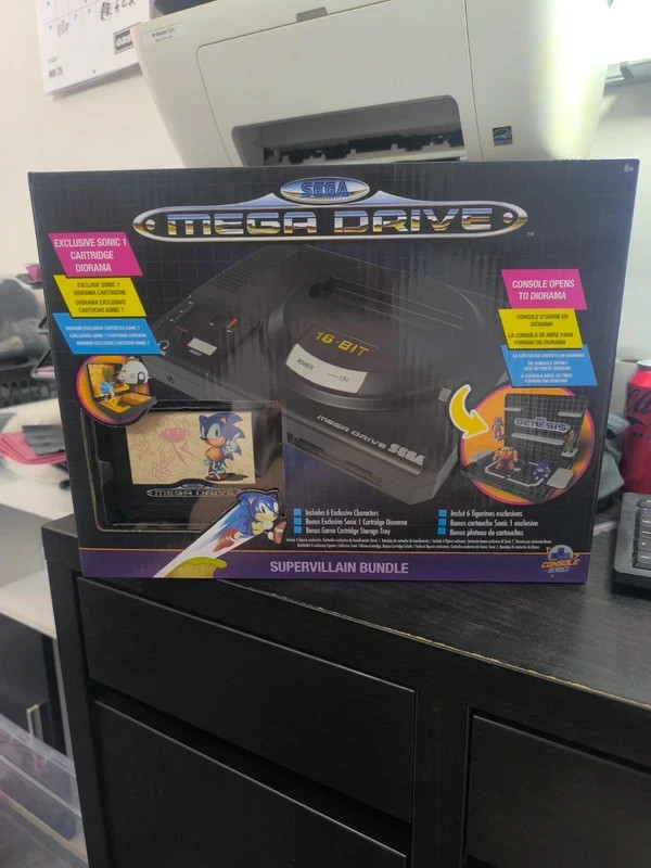 Sega Mega Drive Console Heroes Diorama Sonic the Hedgehog Supervillain Brand New