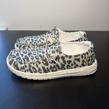 Hey Dude Women's Wendy Cheetah Grey  Womens Shoes  Slip on Loafer  Size 6 NEW