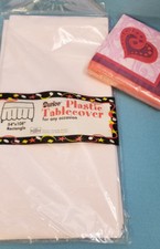 Valentine Day LOVE Heart Napkins Pink Plastic Table Cover Party Red Pink
