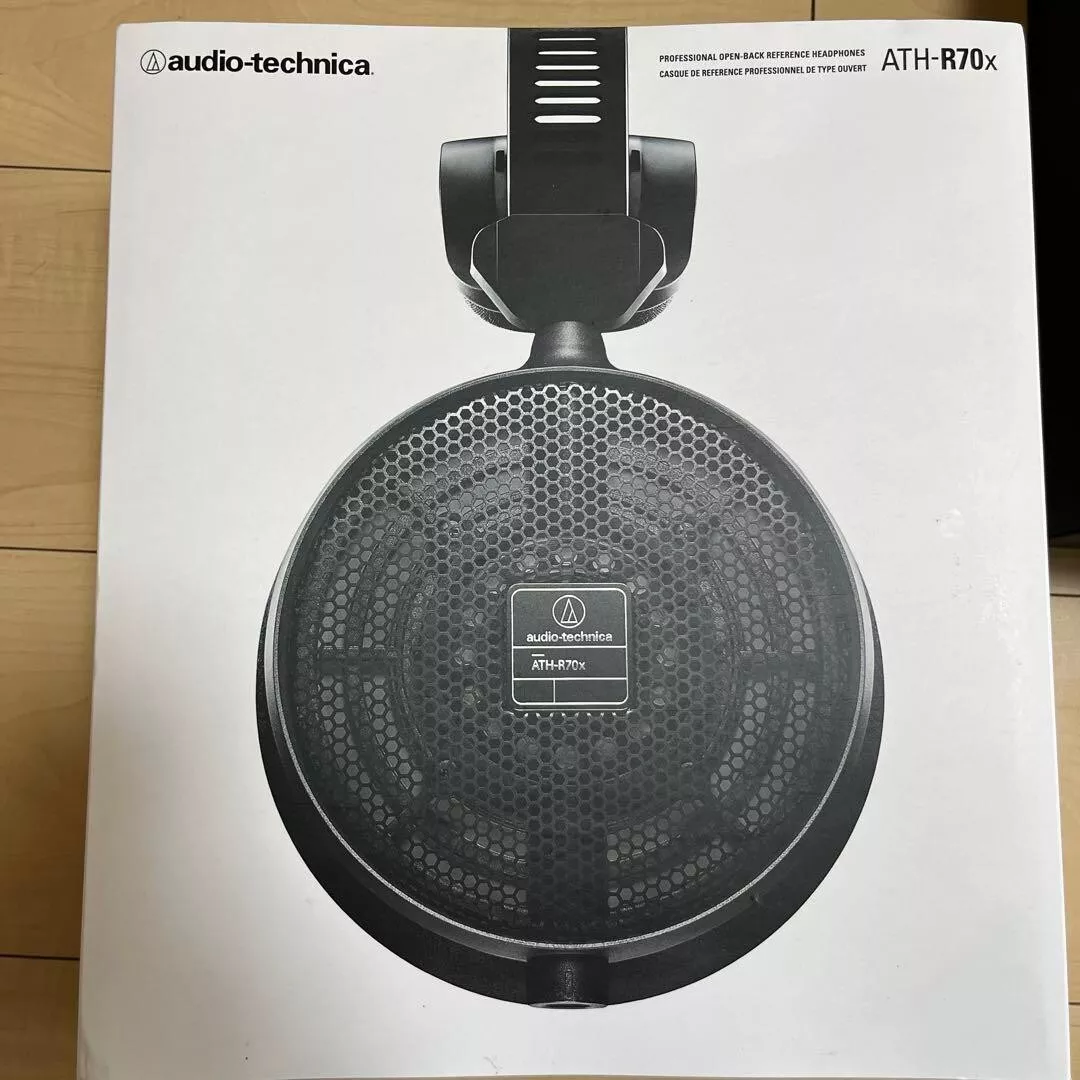 Audio-Technica ATH-R70x Professional Open-Back Reference Headphones Japan  Black