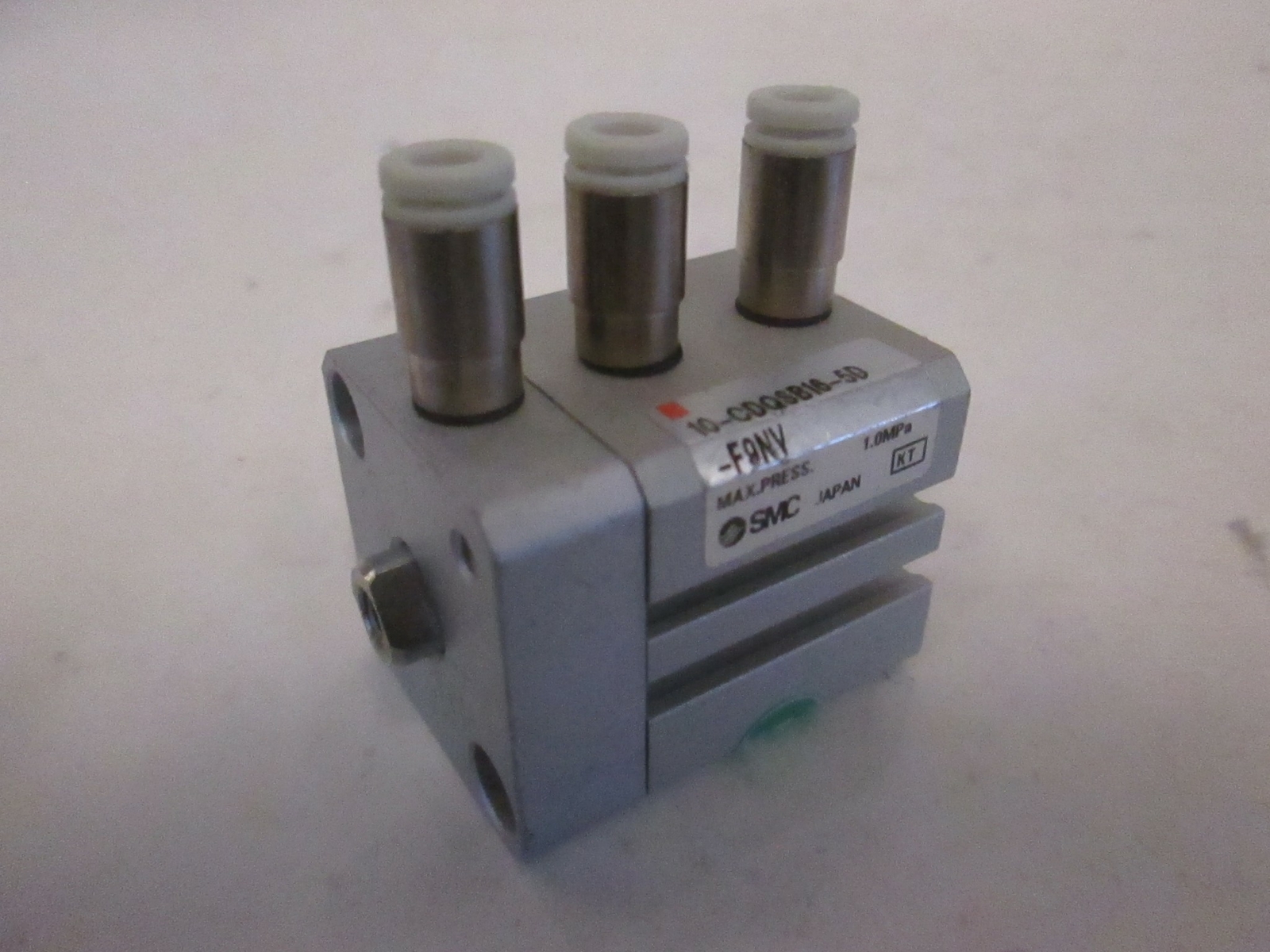 SMC, Compact Cylinder, 10-CDQSB16-5D, Used